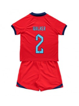 England Kyle Walker #2 Replika Borta Kläder Barn VM 2022 Kortärmad (+ byxor)